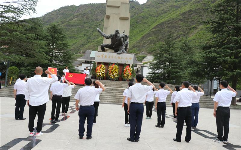 技工学校组织开展“不忘初心再出发，，，，，，，，奋进伟大新征程”党史学习教育主题党日活动
